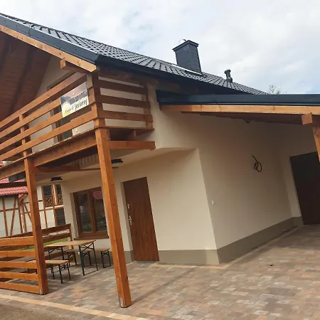 Dom wakacyjny Osada Cztery Pory Roku -dom Lato *