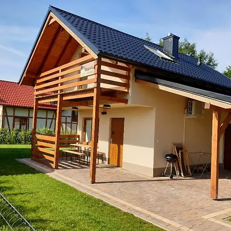 Osada Cztery Pory Roku -dom Lato Dom wakacyjny