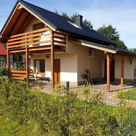 Dom wakacyjny Osada Cztery Pory Roku -dom Lato *