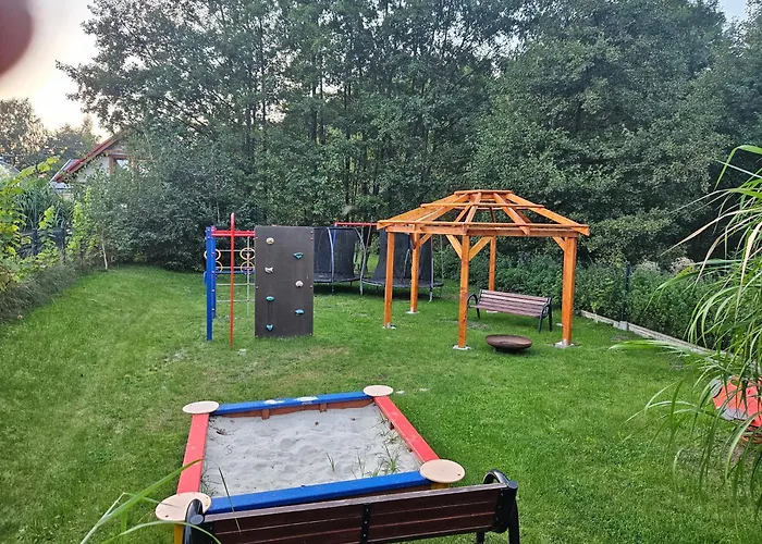 Osada Cztery Pory Roku -dom Lato Сasa de vacaciones Kopalino